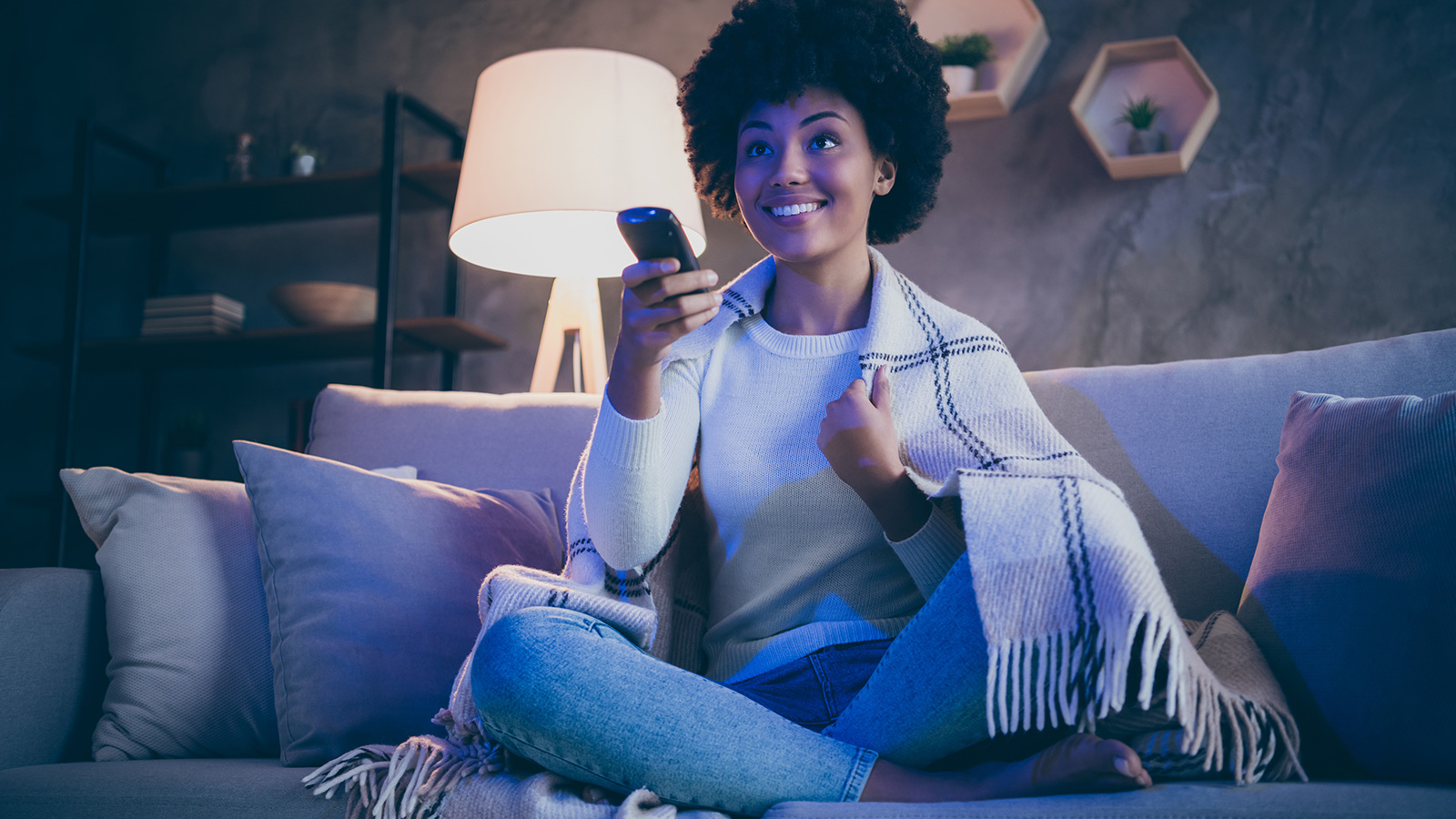 Junge Lernerin testet das selbstgesteuerte Lernen