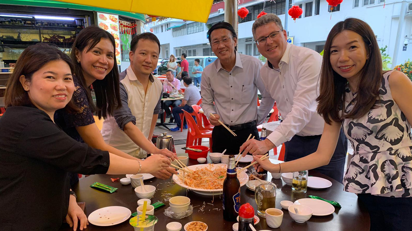imc crew in Singapore at team lunch